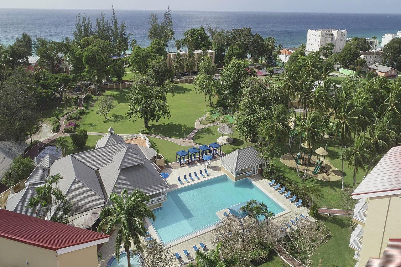 Divi Southwinds Beach Resort Крайст-Черч Екстер'єр фото